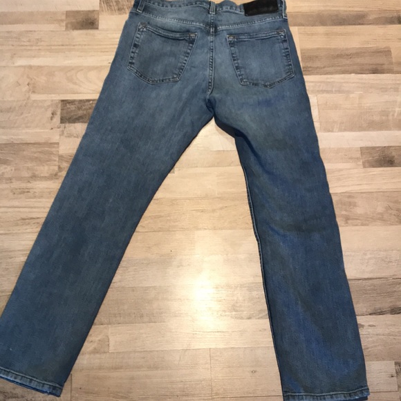 Size 30 Eddie Bauer women’s jeans. - Picture 2 of 2